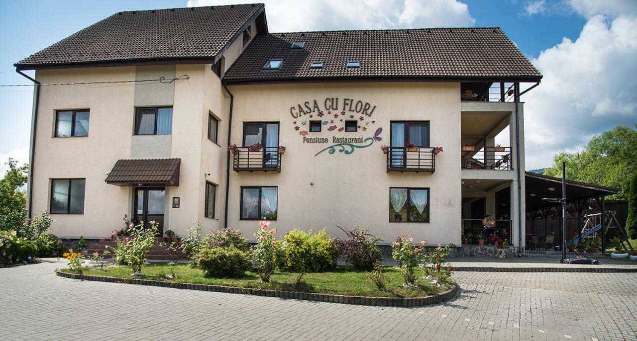 Pensiunea Casa Cu Flori Cisnadioara Exterior photo
